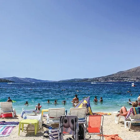 Lovely In Okrug Gornji *