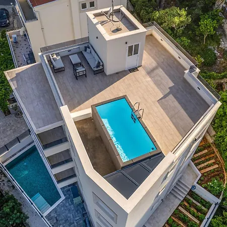 Apartamento Lovely In Okrug Gornji