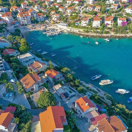 Lovely In Okrug Gornji Trogir
