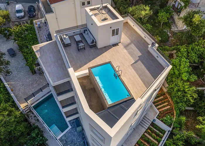 Apartamento Lovely In Okrug Gornji